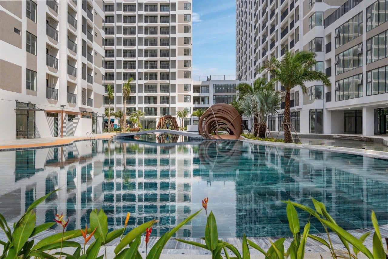 Phối cảnh hồ bơi MT Eastmark City